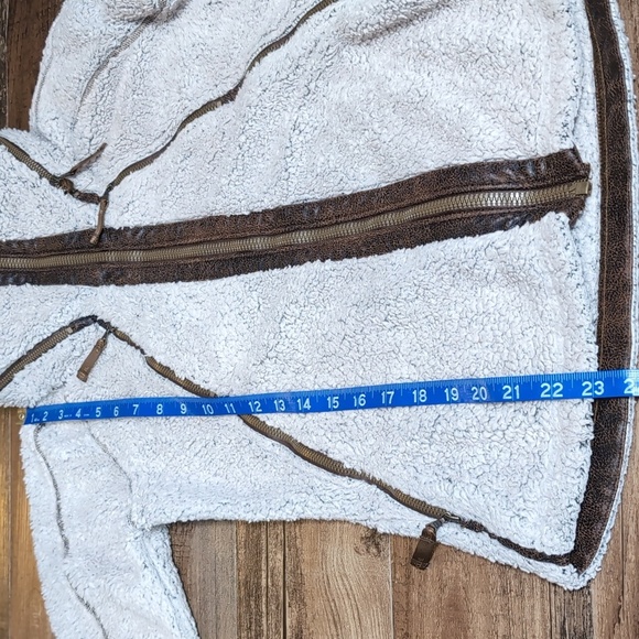 Kuhl Flight Jacket Size Small in 'Stone' Deep Pile Teddy Bear Fleece 🐻 - Picture 15 of 15